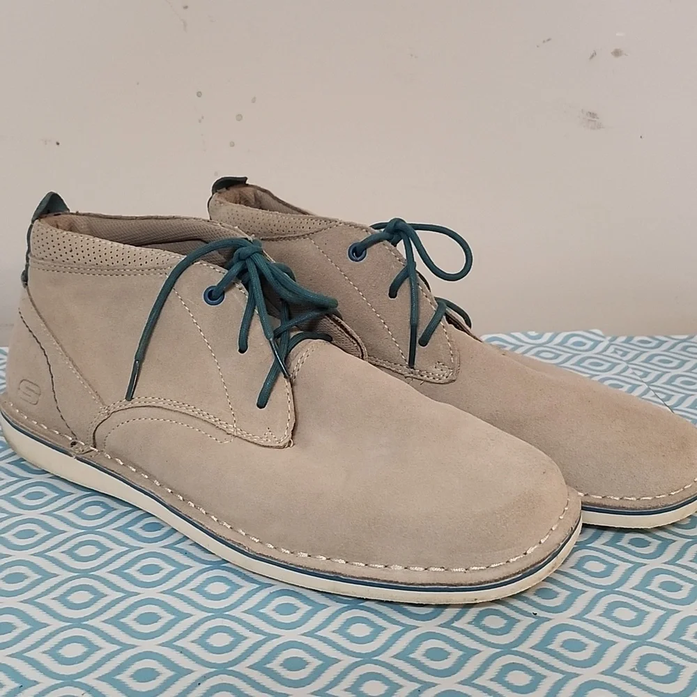 Skechers Mens Suede Leather Shoe Boots‎ size 11 tan